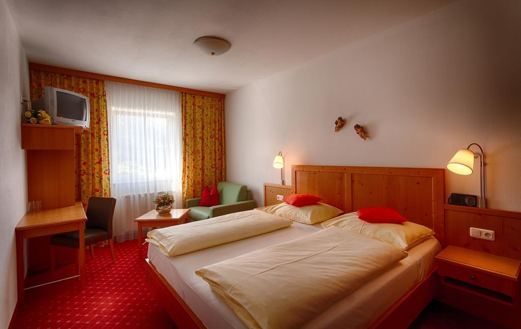 Landhaus Elisabeth Sankt Johann im Pongau Habitación foto